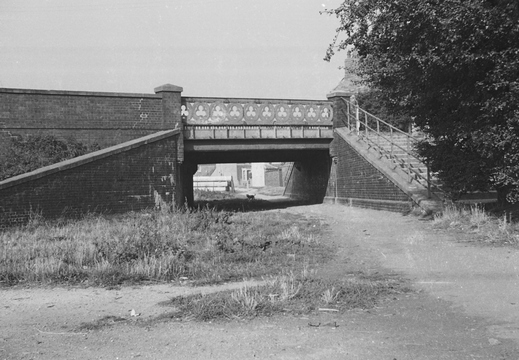 4.06.1 Swindon (240n)