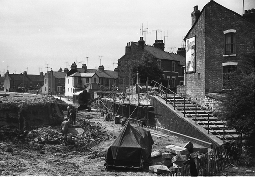 4.06.3 Swindon (373n)