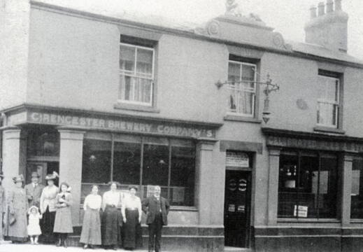 Golden Lion Pub