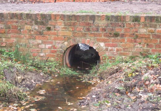 Spillweir canalside211.10