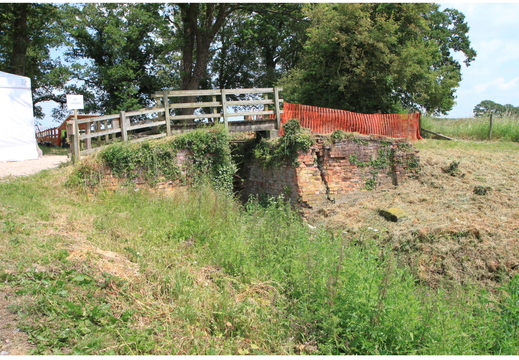 TopLockFootBridge