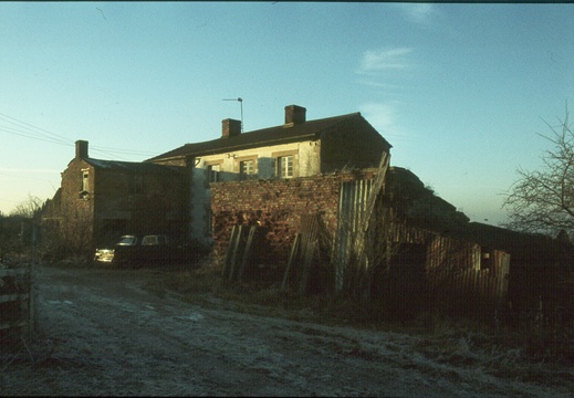 026 Dauntsey Lock Cottage Jan 1979