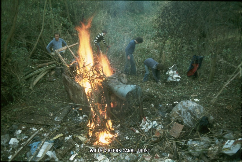 147 Shrivenham Bridge B4000 Dec 1978.jpg