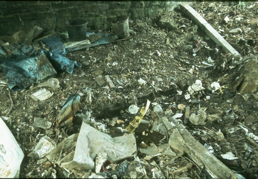 160 Towpath Shrivenham B4000 Sept 1979