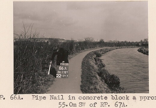 Man with a stick SU1383 66A