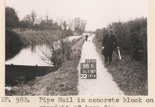 Man with a stick SU1383 98B