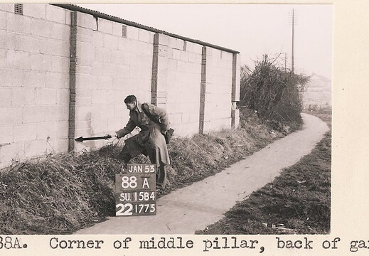 Man with a stick SU1584 88A