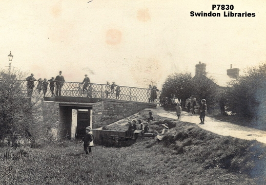Rodbourne/ Telford Road Bridge Looking East